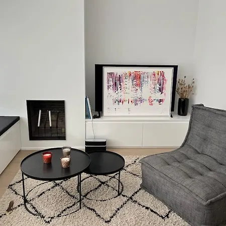 דירה Beautiful Sunny Penthouse *